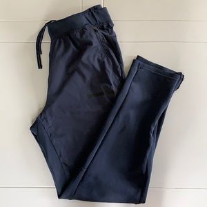 Men’s ‘Qwick-Dry’ joggers with drawstring waist